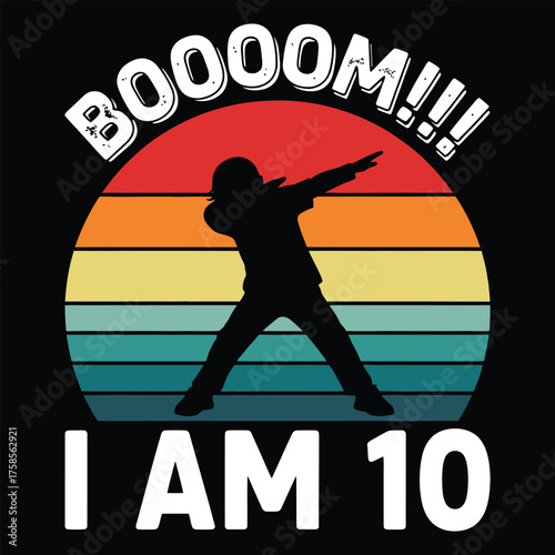 Εκτύπωση καμβά Silhouette of child dabbing with retro sunset and boooom text celebrating tenth