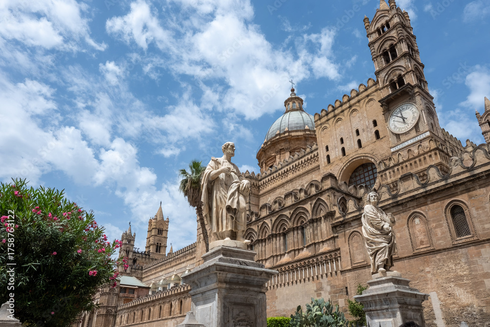 Naklejka premium View of streets of Palermo, citylife, ancient baroque churches, old narrow streets, Norman palaces, markets, Sicilian vacation destination, South of Italy