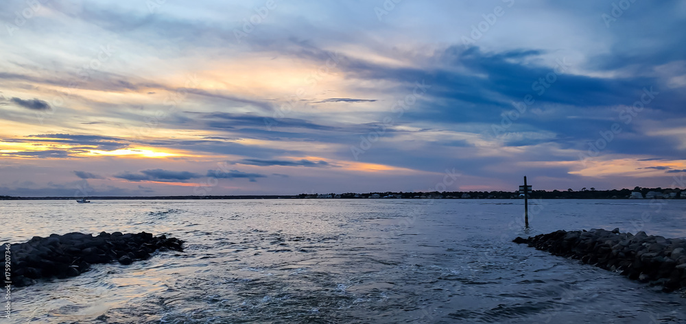 Naklejka premium July in Orange Beach, Alabama, Sunset