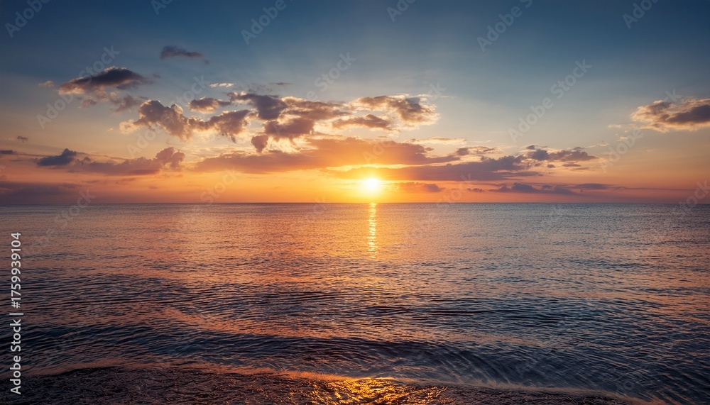 Obraz premium Serene Sunset Over The Calm And Beautiful Ocean
