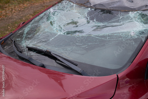 Car accident. Car insurance claim. Car body repair.