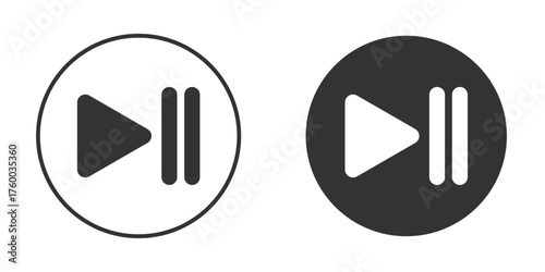 Play pause icon. filled flat sign for mobile concept. Vector graphics