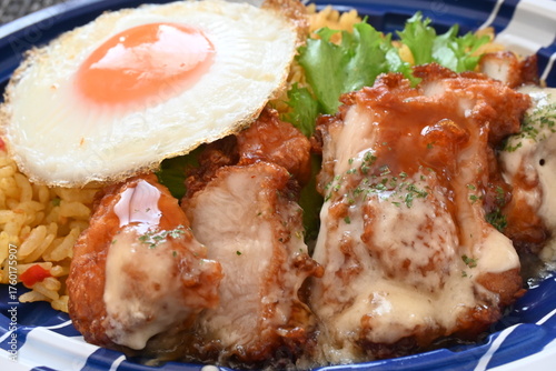 チキンたっぷりガパオライス