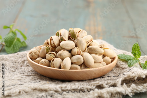 Pistachios Snack Nuts Fresh Green Kernels
