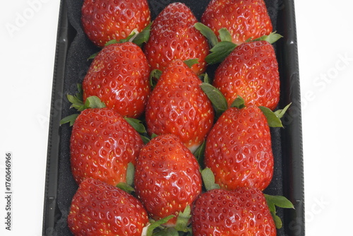 Wallpaper Mural 新鮮なイチゴ　愛きらり 愛知県産 Torontodigital.ca