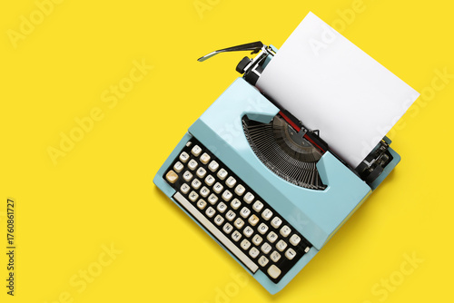 Vintage typewriter with bla...