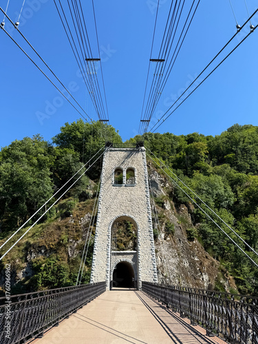 Viaduc des rochers noirs de Lapleau en Corrèze