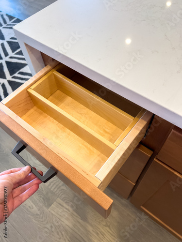 Single compartment kitchen drawer open