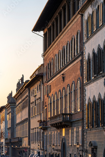 Building facades along Lungarno Corsini at sunset, Florence, Tuscany, Italy