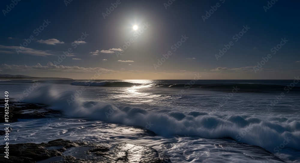 Obraz premium Ocean waves crashing seascape water horizon sunlight nature sea sky scenic travel landscape view coast