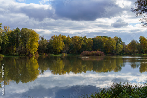 Fototapeta Naklejka Na Ścianę i Meble -  złota jesień polska - polish autumn