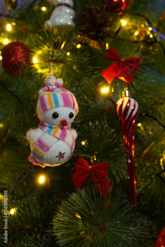 christmas tree decorations ახალი წელი