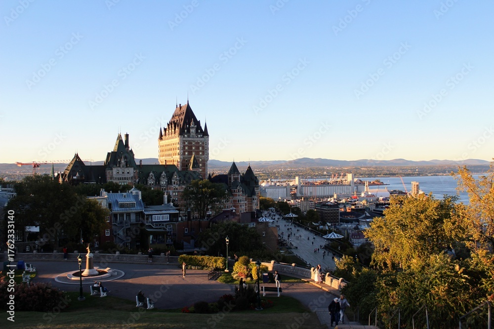 Obraz premium Chateau Frontenac at sunset, Quebec, Canada