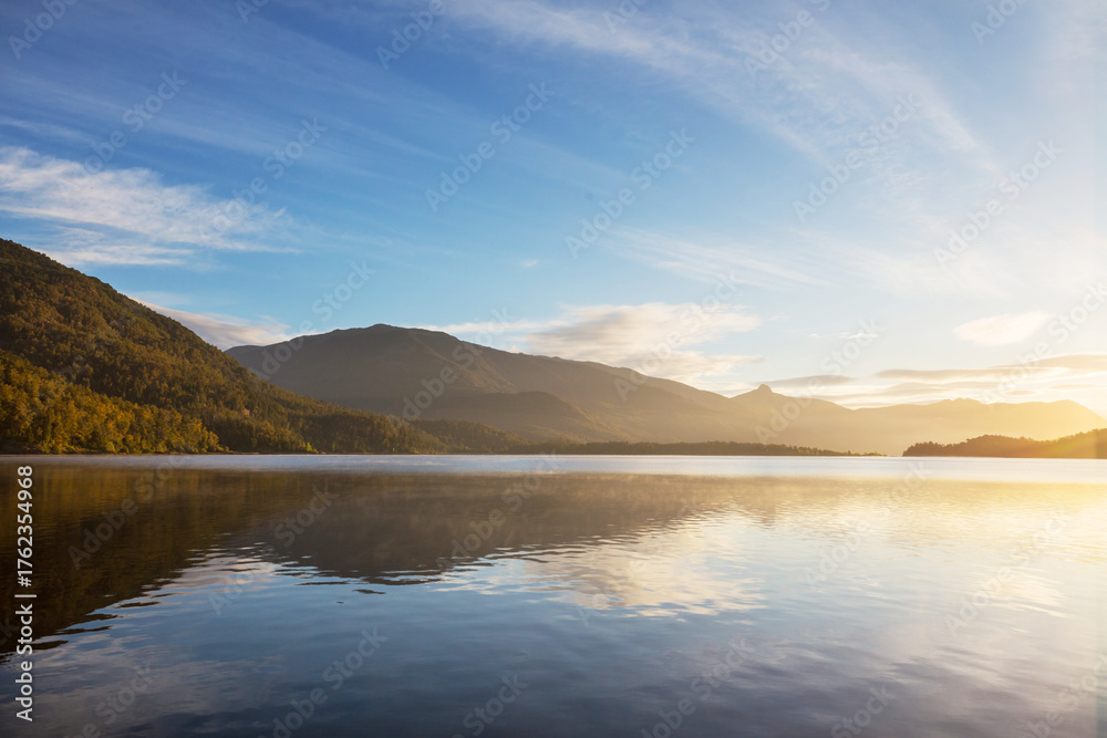 Fototapeta premium Lake on sunrise