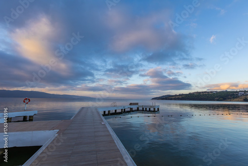 Fototapeta Naklejka Na Ścianę i Meble -  View of Erdek Beach in Bandirma district of Türkiye