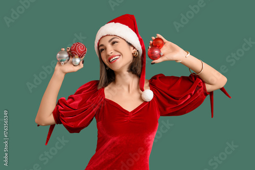 Beautiful woman in Santa ha...
