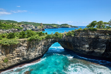 Wandcirkels Bali Broken Beach kliffen op Nusa Penida  © Pavel