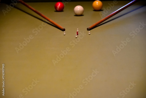 éléments du jeu de billard