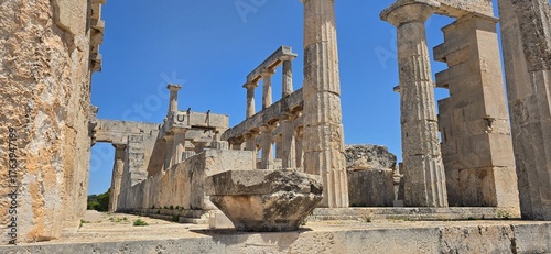 Fotografie The Temple of Aphaia, is an Ancient Greek temple located within a sanctuary complex dedicated to the goddess Aphaia on the island of Aegina, which lies in the Saronic Gulf