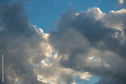 Fototapeta Naklejka Na Ścianę i Meble -  blue sky with clouds