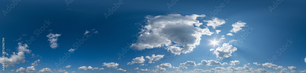 Naklejka premium Seamless cloudy blue sky hdri panorama 360 degrees angle view with zenith and beautiful clouds for use in 3d graphics or game development as sky dome or edit drone shot