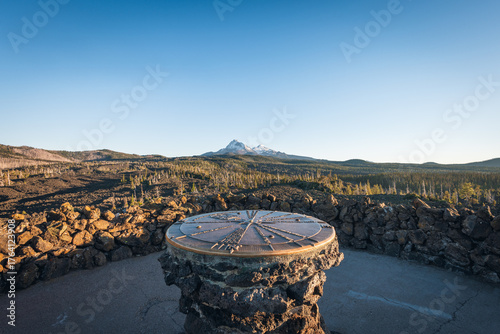 Scenic viewpoint of Three Sisters Mountains
