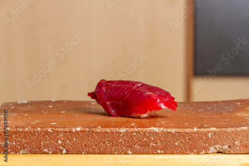 鮪の赤身の握り