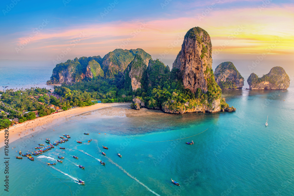 Fototapeta premium Railay beach with long tail boat in Krabi, Thailand.