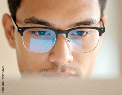 Digital Eye Strain: Protecting Vision from Blue Light