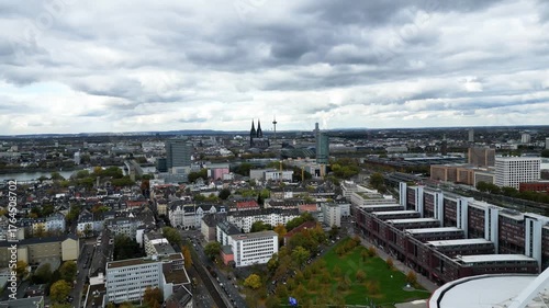 Flug Richtung Dom in Köln, von der Lanxess Arena aus.