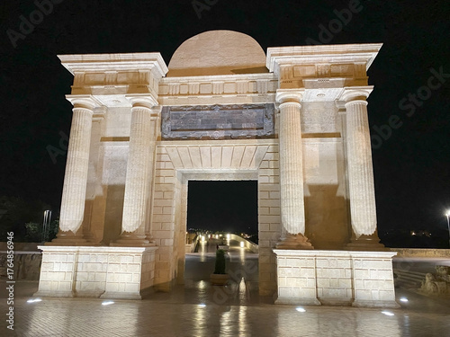 Gate of the Bridge, a Renaissance gate declared World Heritage Site in Cordoba, Andalusia, Spain, Europe.
Puerta del Puente, gateway built in the 1500s to commemorate the visit of King Philip II.