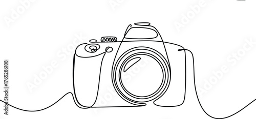 A single continuous line drawing of a camera.