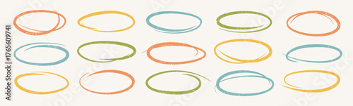 Hand line ellipses and ovals. Crayon brush drawn pen vector oval outline highlight scribble ellipses Abstract circular elements, rough pencil bubbles, freehand scrawl frames. Whimsical sketch texture