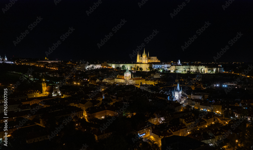 Naklejka premium Beautiful aerial and detailed view of Prague Castle with St. Vitus Cathedral and the Old Royal Palace, Czech Republic — Gothic architecture and panoramic city skyline