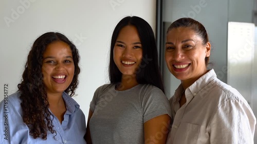 Multiracial business women working together inside modern office - Entrepreneur, colleagues and employee concept