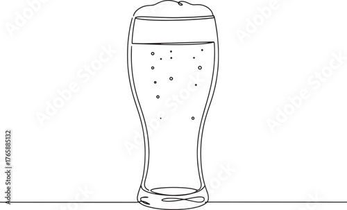Pilsner in minimalist one-line drawing style with foam on top il
