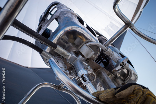 Fotografía Close-up of the metal components of a hot air balloon burner system