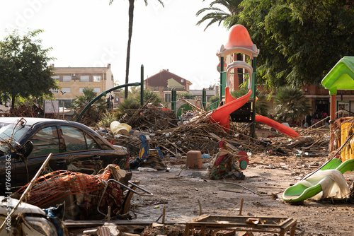 Bild auf Leinwand Imagen de la destrucción de la Dana de Valencia