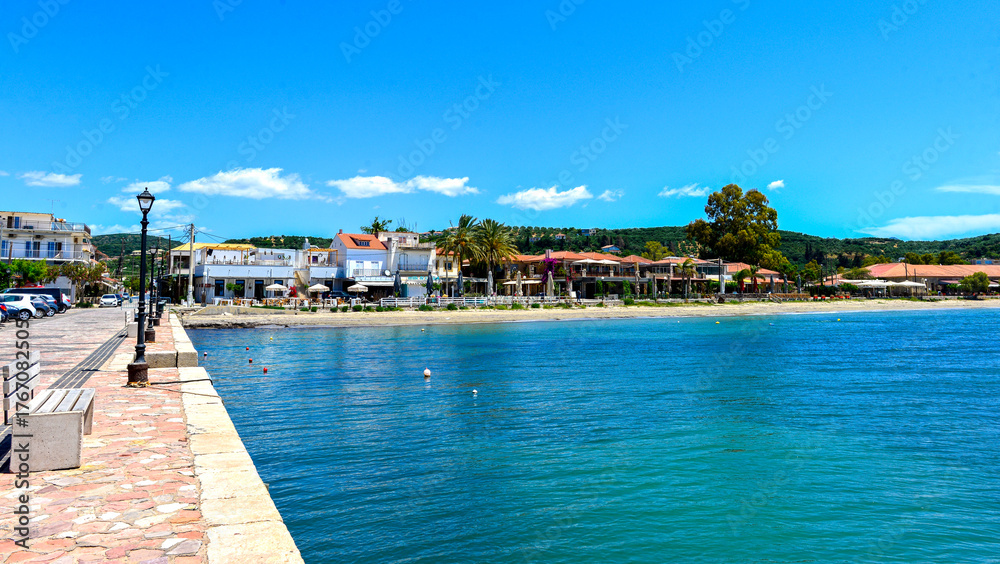 Obraz premium Badestrand in Gialovo-Pylos in Messenien, Peloponnes (Griechenland)