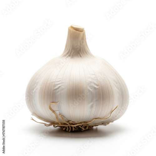 Garlic Bulb Studio Shot: Clean Commercial Food Photography