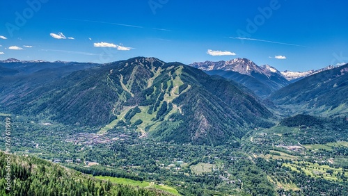 Принти на полотні Aspen, a mountain town in the Colorado Rockies