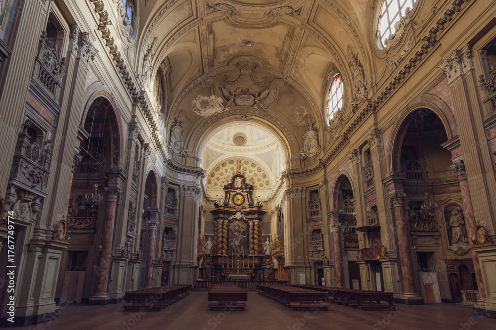 Fototapeta premium L'interno della chiesa San Filippo Neri a Torino
