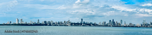 Wallpaper Mural Mumbai skyline Panorama 14K Torontodigital.ca