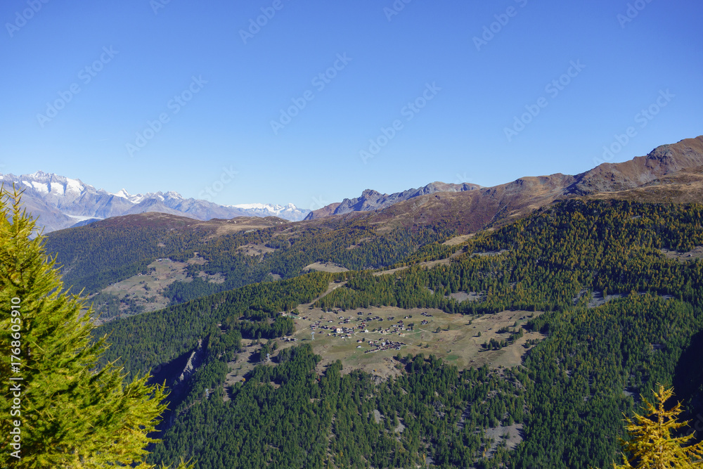Fototapeta premium herbst in den schweizer alpen