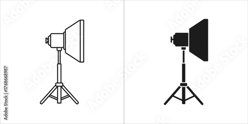 Studio lighting equipment icon