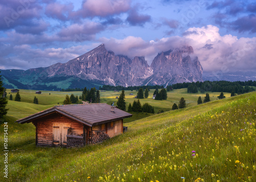 Idyllic mountain landscape ...