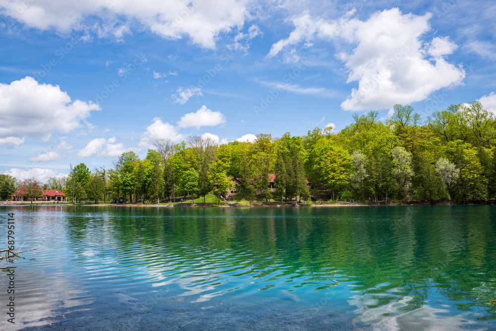 Obraz premium Dead Man's Point is a large thrombolite reef in Green Lake at Green Lakes State Park