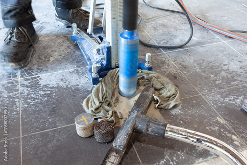 Diamond drill on tripod