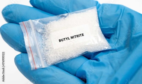 Billede på lærred Butyl Nitrite Also Rush, Locker Room