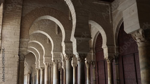 Internal court of the Mosque of Uqba - the masterpieces of Islamic architecture in Tunisia